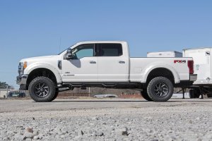 Ford F-350 Super Duty Suspension Lift Kit - Rough Country - 4.5 Inch Lift Kit | V2 - '17-'22